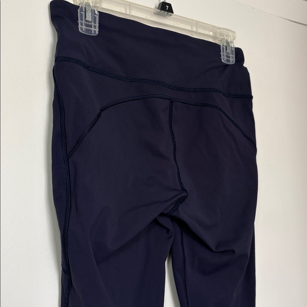 Lululemon Invigorate 7/8 Tight Midnight Navy size 8 - Picture 8 of 9